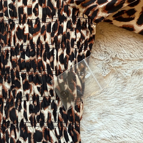 NWOT Rails Tabi Print Smocked Peplum Top Color Nala Size XS - Picture 11 of 16